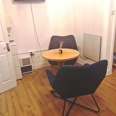 Lovely - Perfect Weekend In