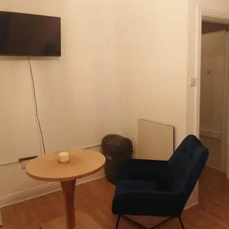 Apartment Lovely - Perfect Weekend In *