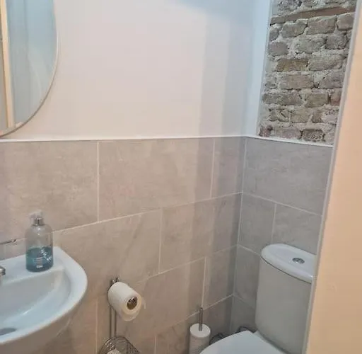 Apartament Lovely - Perfect Weekend In