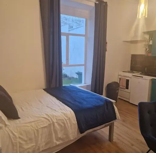 Lovely - Perfect Weekend In