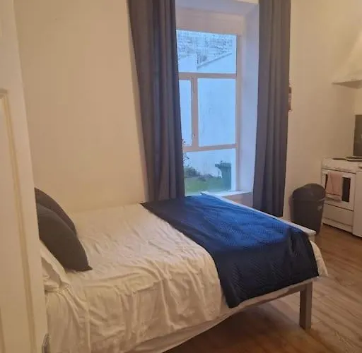 Lovely - Perfect Weekend In